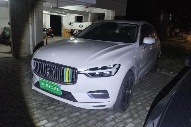 Used Volvo XC60 2020 T5 4x4 Smart Luxury Edition Guazi used car, China used car export, Used car for sale, Used cars, Cheapest cars for sale