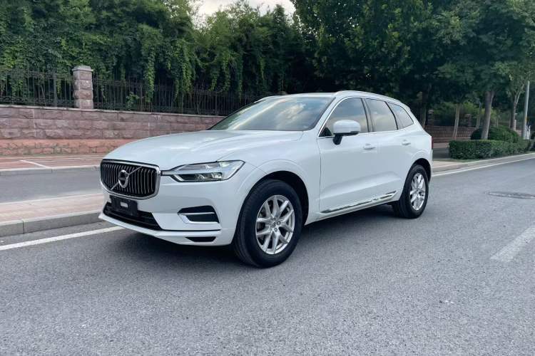 Gebrauchter Volvo XC60 2020 T5 4x4 Zhiyi Luxury Edition Guazi used car, China used car export, Used car for sale, Used cars, Cheapest cars for sale