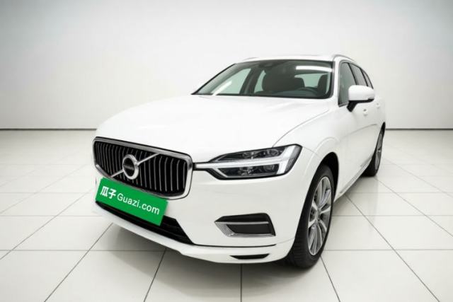 Używany Volvo XC60 2020 T5 4x4 Zhiyi Luxury Edition