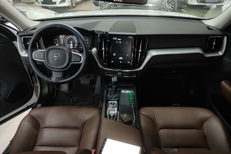 Used Volvo XC60 2020 T5 4x4 Zhiyi Luxury Edition Center Console