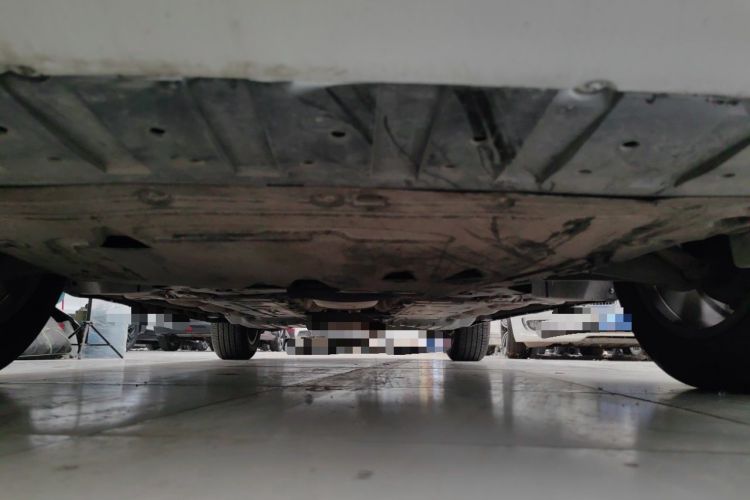 Used Volvo XC60 2020 T5 4x4 Zhiyi Luxury Edition Chassis Front