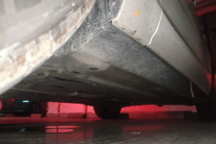 Used Volvo XC60 2020 T5 4x4 Zhiyi Luxury Edition Chassis Front Left