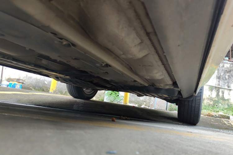 Used Volvo XC60 2020 T5 4x4 Zhiyi Luxury Edition Chassis Front Left