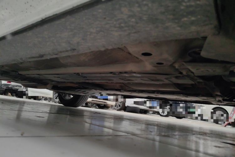 Used Volvo XC60 2020 T5 4x4 Zhiyi Luxury Edition Chassis Front Right