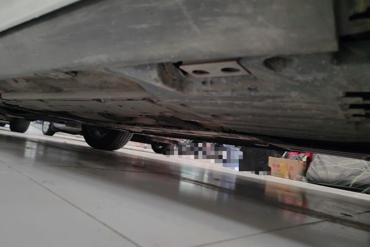 Used Volvo XC60 2020 T5 4x4 Zhiyi Luxury Edition Chassis Rear Left