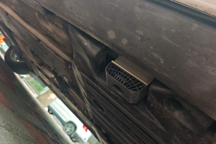 Used Volvo XC60 2020 T5 4x4 Zhiyi Luxury Edition Chassis Rear Left