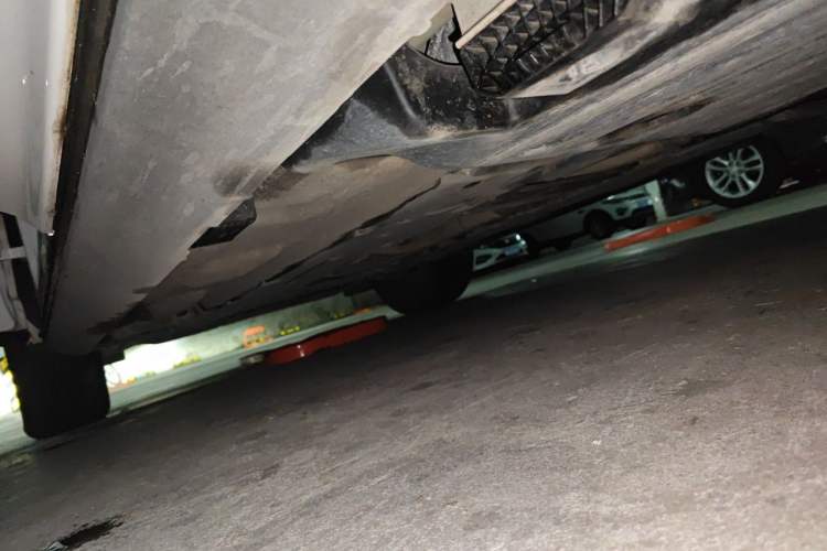 Used Volvo XC60 2020 T5 4x4 Zhiyi Luxury Edition Chassis Rear Left