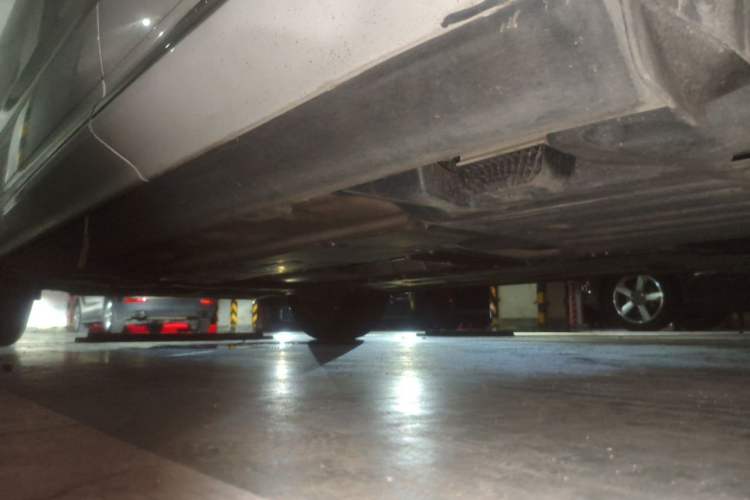 Used Volvo XC60 2020 T5 4x4 Zhiyi Luxury Edition Chassis Rear Left