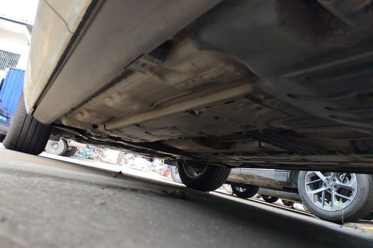 Used Volvo XC60 2020 T5 4x4 Zhiyi Luxury Edition Chassis Rear Left