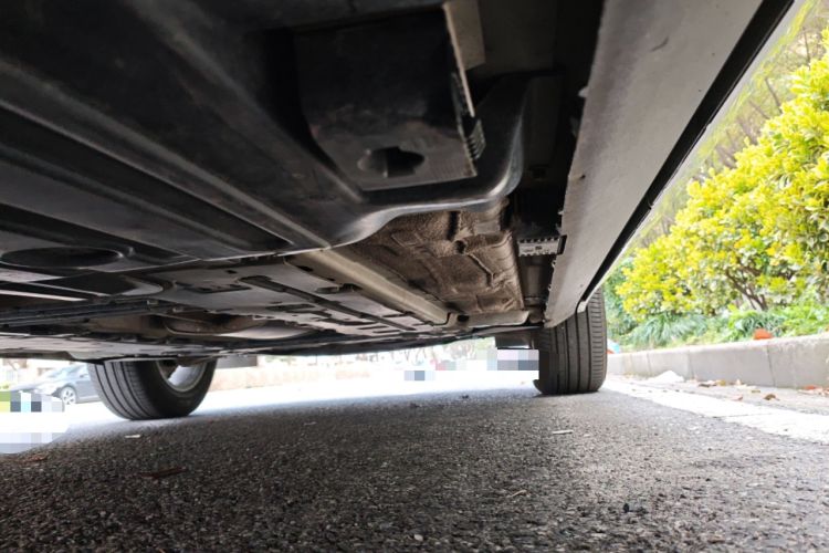 Used Volvo XC60 2020 T5 4x4 Zhiyi Luxury Edition Chassis Rear Right