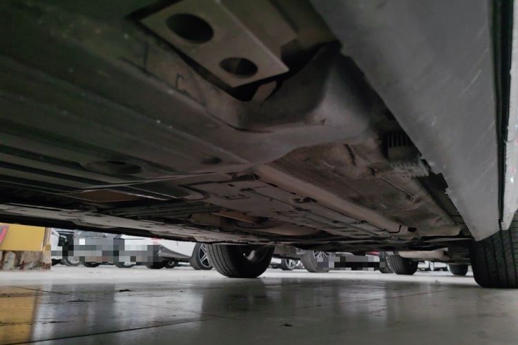 Used Volvo XC60 2020 T5 4x4 Zhiyi Luxury Edition Chassis Rear Right