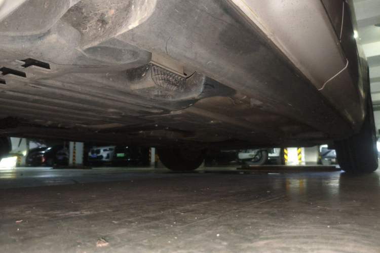 Used Volvo XC60 2020 T5 4x4 Zhiyi Luxury Edition Chassis Rear Right