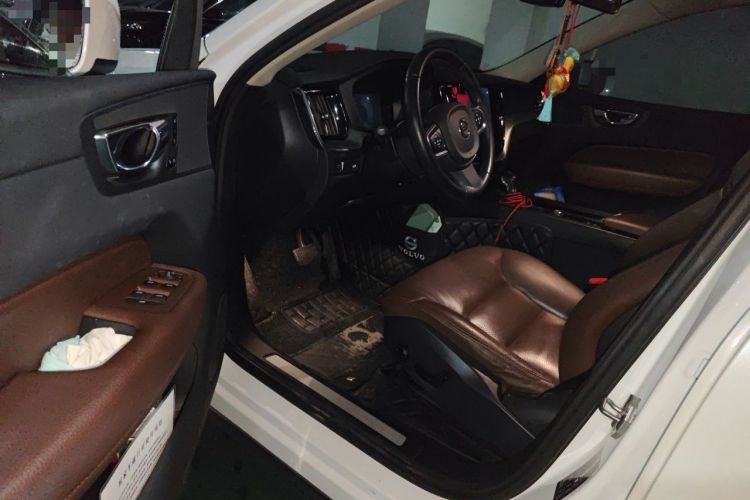 Used Volvo XC60 2020 T5 4x4 Zhiyi Luxury Edition Driver Seat
