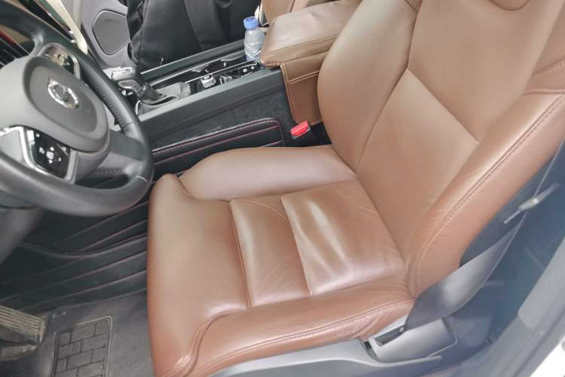 Used Volvo XC60 2020 T5 4x4 Smart Luxury Edition Driver Seat