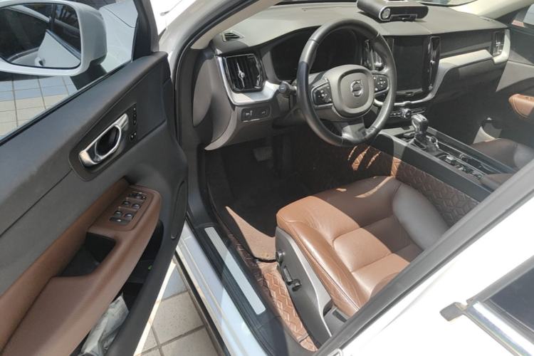 Used Volvo XC60 2020 T5 4x4 Zhiyi Luxury Edition Driver Seat