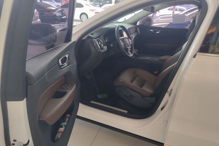Used Volvo XC60 2020 T5 4x4 Zhiyi Luxury Edition Driver Seat