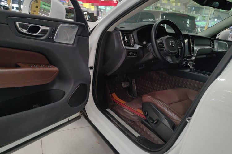Used Volvo XC60 2020 T5 4x4 Zhiyi Luxury Edition Driver Seat