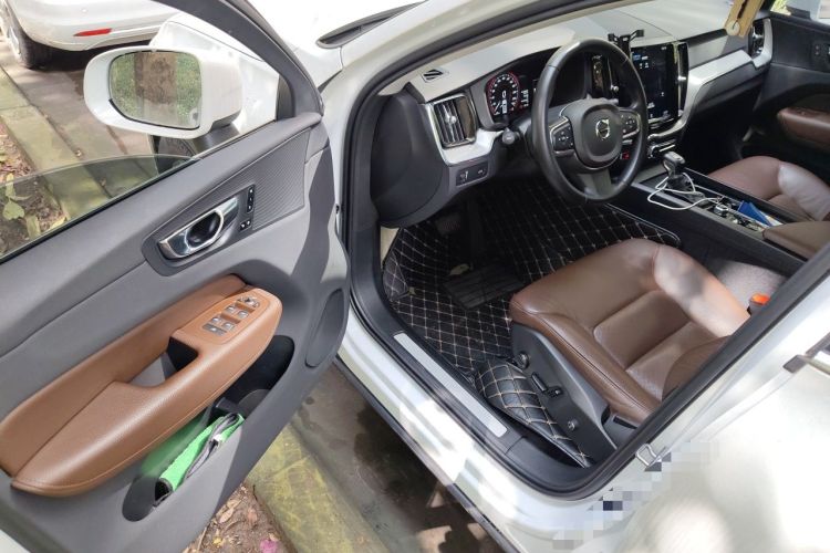 Used Volvo XC60 2020 T5 4x4 Zhiyi Luxury Edition Driver Seat