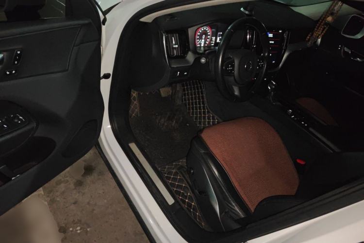 Used Volvo XC60 2020 T5 4x4 Zhiyi Luxury Edition Driver Seat