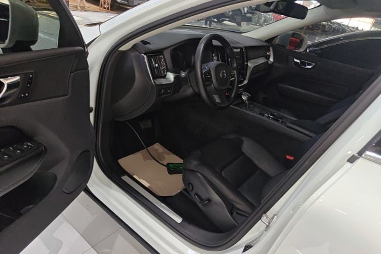 Used Volvo XC60 2020 T5 4x4 Zhiyi Luxury Edition Driver Seat