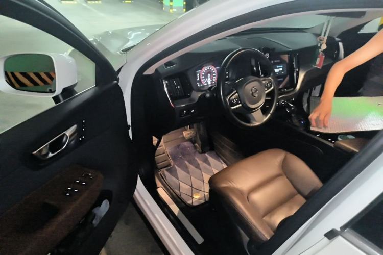 Used Volvo XC60 2020 T5 4x4 Zhiyi Luxury Edition Driver Seat