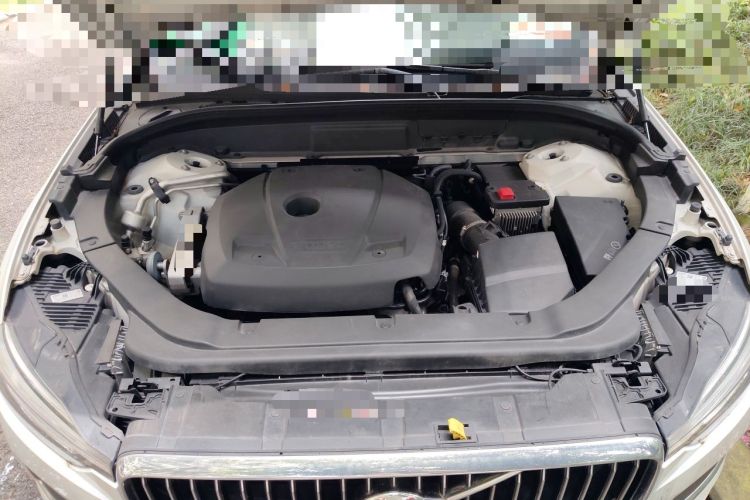 Used Volvo XC60 2020 T5 4x4 Zhiyi Luxury Edition Engine Bay