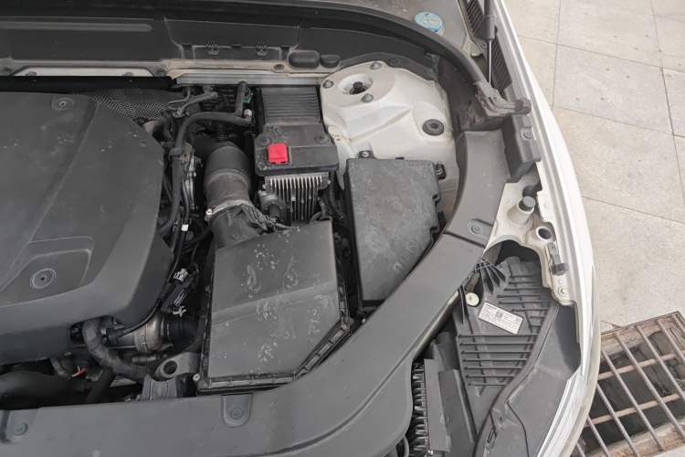 Used Volvo XC60 2020 T5 4x4 Zhiyi Luxury Edition Engine Bay Left
