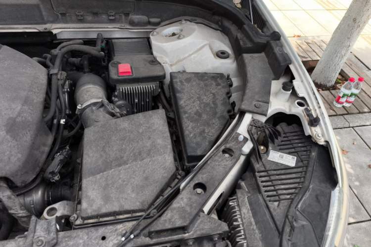 Used Volvo XC60 2020 T5 4x4 Smart Luxury Edition Engine Bay Left