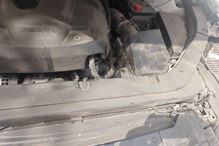 Used Volvo XC60 2020 T5 4x4 Zhiyi Luxury Edition Engine Bay Left