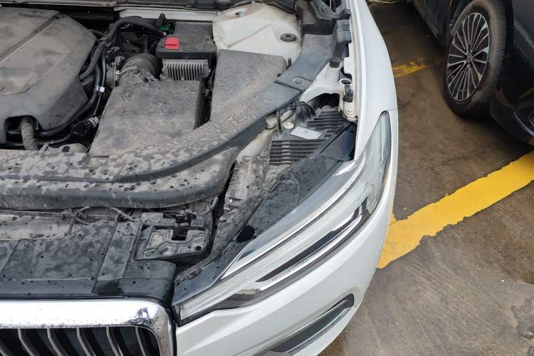 Used Volvo XC60 2020 T5 4x4 Zhiyi Luxury Edition Engine Bay Left