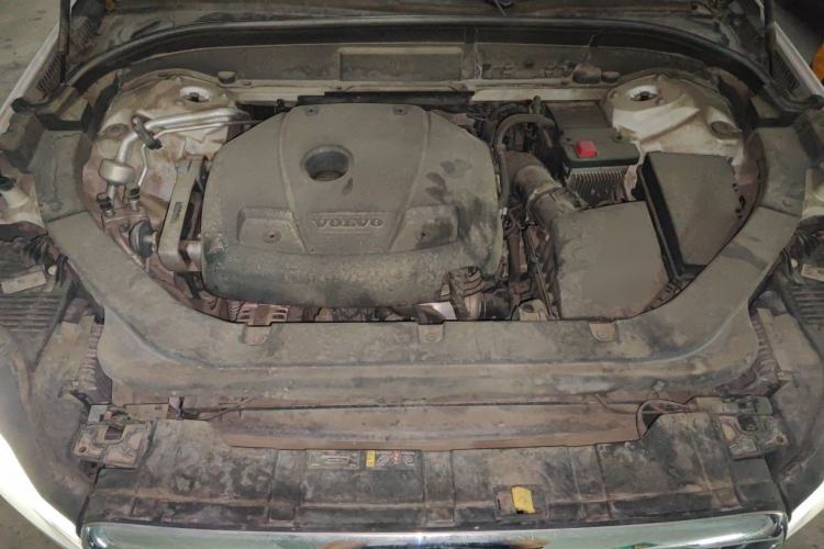 Used Volvo XC60 2020 T5 4x4 Zhiyi Luxury Edition Engine Bay