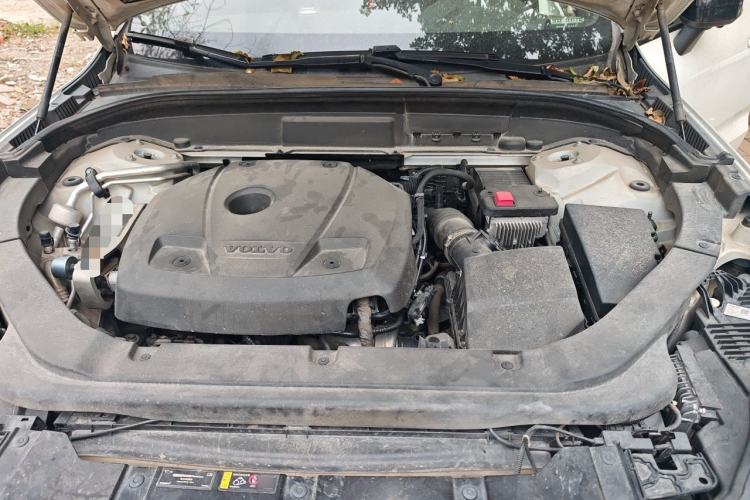 Used Volvo XC60 2020 T5 4x4 Smart & Dynamic Sport Edition Engine Bay