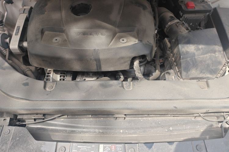 Used Volvo XC60 2020 T5 4x4 Zhiyi Luxury Edition Engine Bay