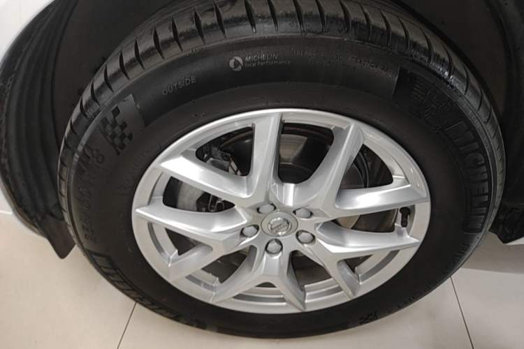 Used Volvo XC60 2020 T5 4x4 Zhiyi Luxury Edition Exterior 1