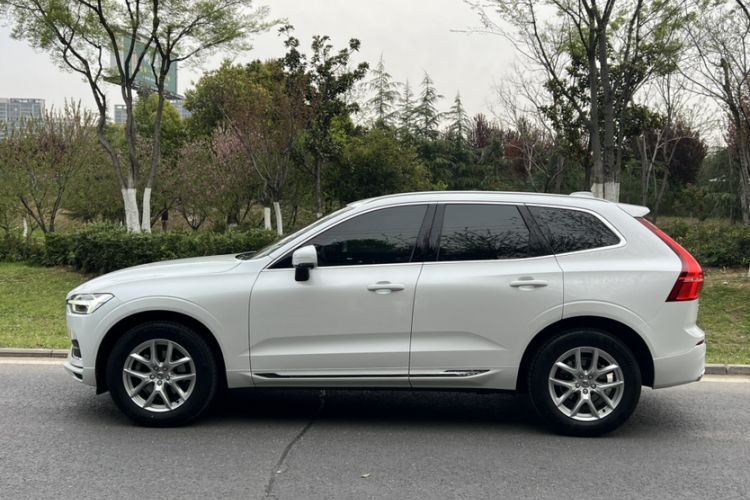 Used Volvo XC60 2020 T5 4x4 Zhiyi Luxury Edition Exterior 10