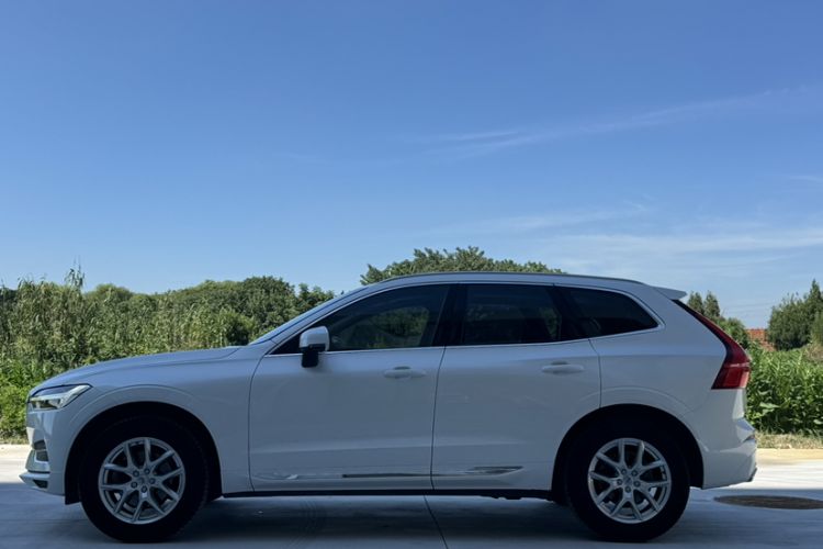 Used Volvo XC60 2020 T5 4x4 Zhiyi Luxury Edition Exterior 3