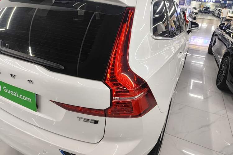 Used Volvo XC60 2020 T5 4x4 Zhiyi Luxury Edition Exterior 3
