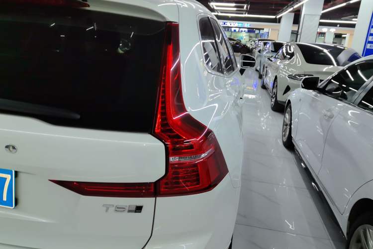 Used Volvo XC60 2020 T5 4x4 Zhiyi Luxury Edition Exterior 3