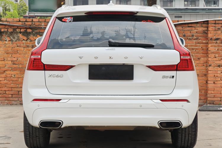 Used Volvo XC60 2020 T5 4x4 Smart Luxury Edition Exterior 4