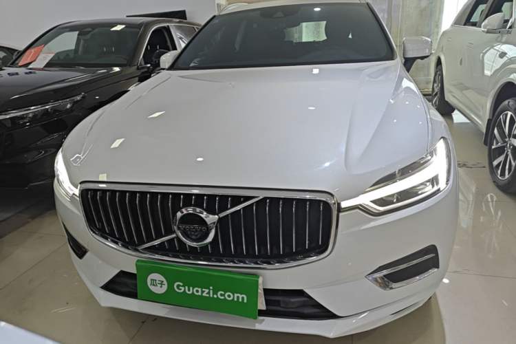 Used Volvo XC60 2020 T5 4x4 Smart Luxury Edition Front