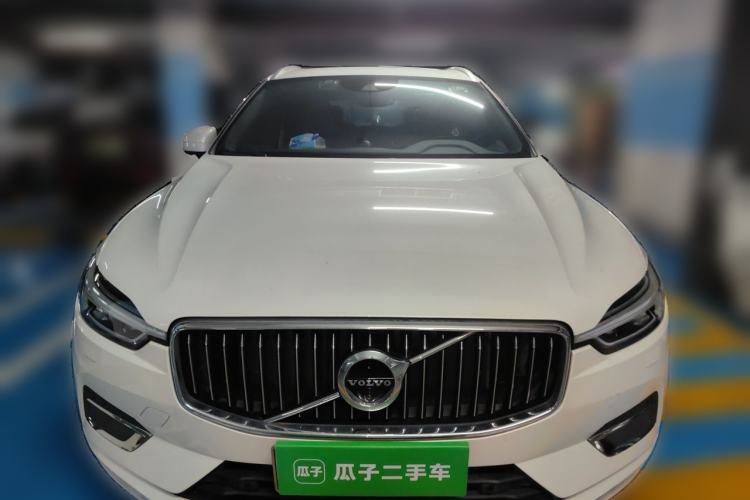 Used Volvo XC60 2020 T5 4x4 Smart Luxury Edition Front