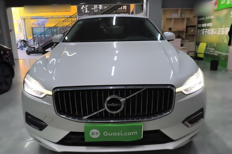 Used Volvo XC60 2020 T5 4x4 Zhiyi Luxury Edition Front