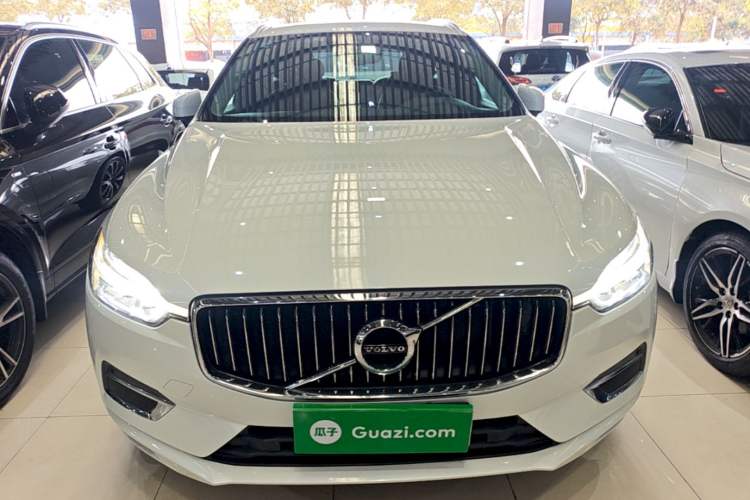 Used Volvo XC60 2020 T5 4x4 Smart Luxury Edition Front