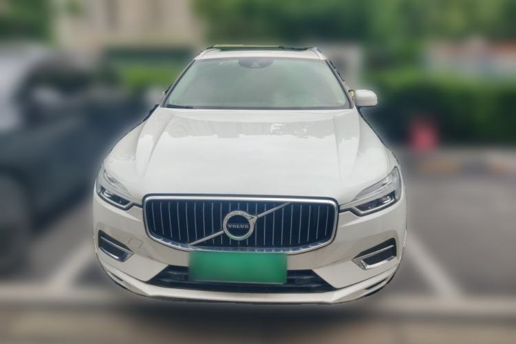 Used Volvo XC60 2020 T5 4x4 Smart Luxury Edition Front