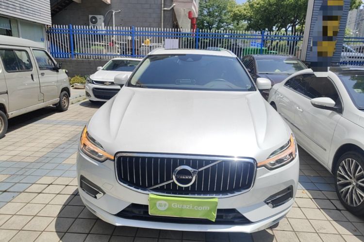 Used Volvo XC60 2020 T5 4x4 Zhiyi Luxury Edition Front