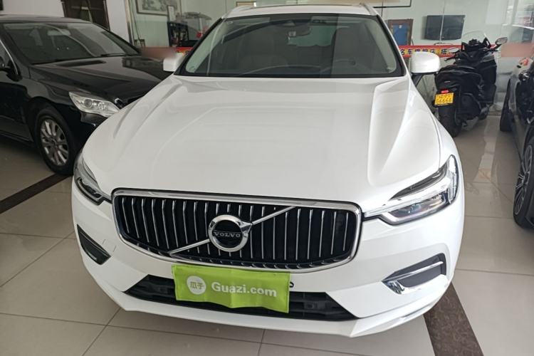 Used Volvo XC60 2020 T5 4x4 Smart Luxury Edition Front