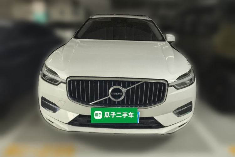 Used Volvo XC60 2020 T5 4x4 Smart Luxury Edition Front