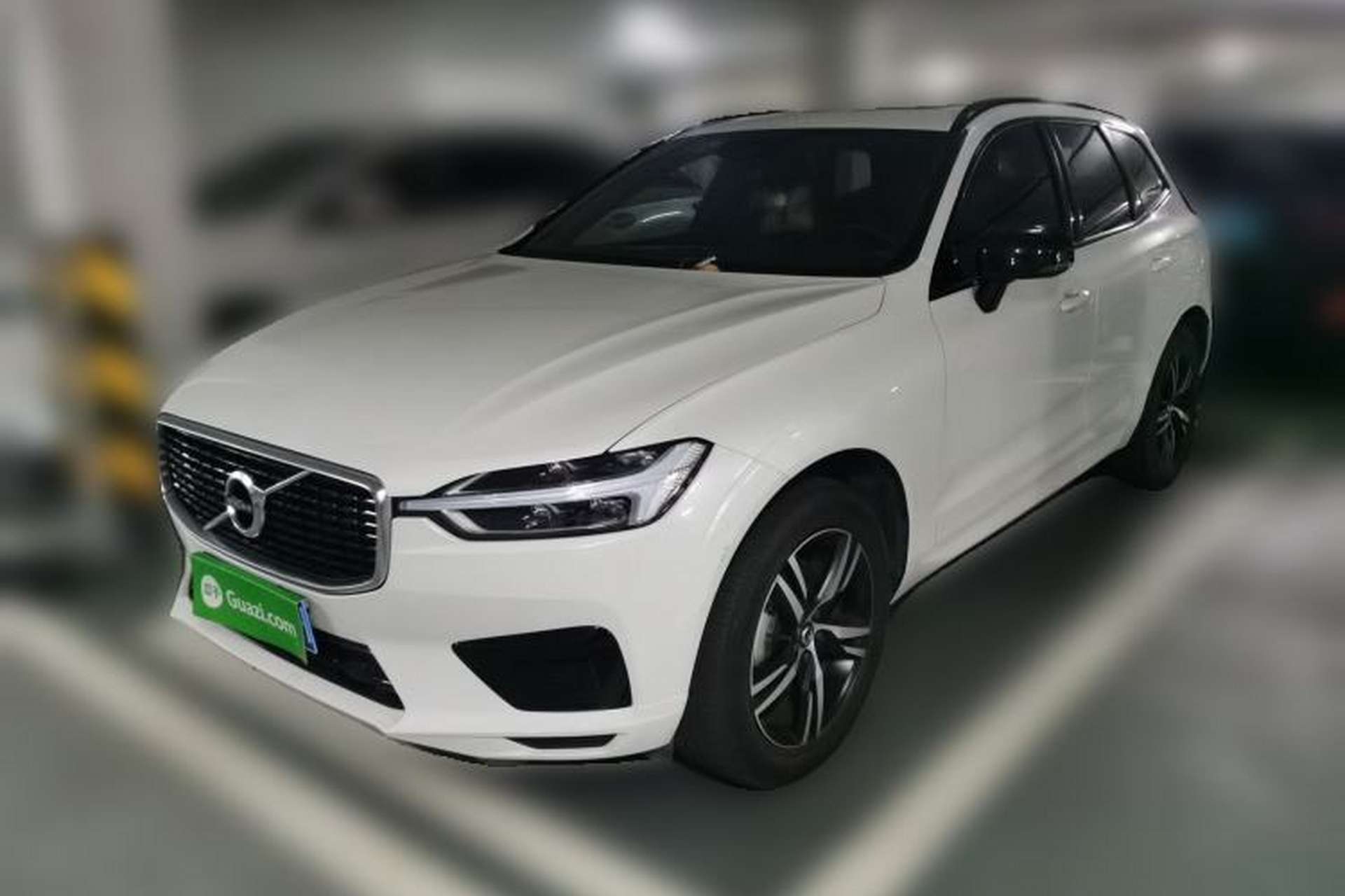 Used Volvo XC60 2020 T5 4x4 Smart & Dynamic Sport Edition Front Left 45 Deg