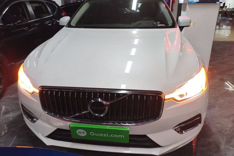 Used Volvo XC60 2020 T5 4x4 Smart Luxury Edition Front