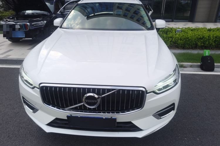 Used Volvo XC60 2020 T5 4x4 Smart Luxury Edition Front